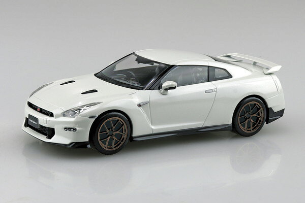 樂天商城 - 【送料無料】　アオシマ 1/32 楽プラ スナップキット No.03CU-BW ニッサン R35 NISSAN GT-R 2024 カスタムホイール(ブリリアントホワイトパール) 色分け済プラモデル