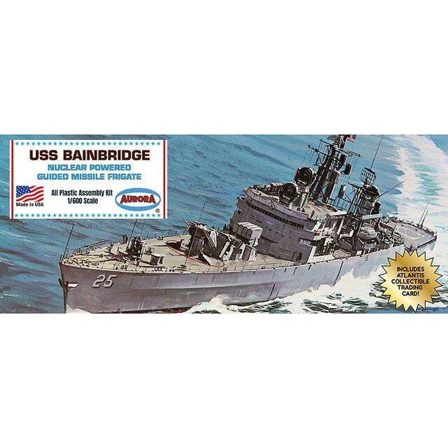 お支払い方法・送料・配送について予約販売商品についてアトランティス 1/600 アメリカ海軍 原子力ミサイル巡洋艦 U.S.S ベインブリジ CGN-25 プラモデル AMCA717【実艦について】U.S.Sベインブリッジは、アメリカ海軍最初の原子力ミサイル巡洋艦の1艦として1962年の10月に就役しました。原子力空母エンタープライズ (USS Enterprise, CVN-65) 、原子力ミサイル巡洋艦ロングビーチ と共に、世界初の原子力推力艦による戦闘部隊第1原子力機動部隊を構成し任に当たったことでも知られています。満載時のハイス医療は9100トン。全長は172m、幅17.60m。2基のGE原子炉を搭載し、最大速力34ノットを発揮しました。RIM-2テリアMk.10ミサイル2基、50口径3インチ砲2門、Mk.112アスロックランチャーなどを装備。ベトナム戦争にも参加したほか、途中オーバーホールや近代化改修なども実施しながら1996年に退役するまで世界各地で活躍したのです。【商品について】モデルはアメリカ海軍の原子力ミサイル巡洋艦、U.S.S．ベインブリッジ（CGN-25）を1/600スケールで再現したプラスチックモデル組み立てキットです。このキットは1965年にオーロラから発売されたキットを今回アトランティスが再リリースするものです。特徴あるデザインの船体を仕上がり全長約280mmでモデル化しています。モデルは艦底まで再現するフルハルモデル。艦底に装備されたラダーやスクリューもしっかりと再現しています。また、原子力をイメージさせるデザインが入った専用のディズプレイスタンドもセットされ、ネームプレートも用意。もちろん甲板上部構造物、環境なども正確に表現。テリアミサイルとランチャー、さらにアスロックランチャーもモデル化されています。艦船モデルファンにはもちろん、ビンテージキットファンにもぜひ、この機会に手にしていただきたいキットです。【主な特徴】●1/600スケルで1960年代に就役したアメリカ海軍の原子力ミサイル巡洋艦ベインブリッジを再現●1965年にオーロラから発売されたキットをアトランティスモデルが再リリース●艦底まで再現されたフルハルモデル●専用のディスプレイスタンド付属製品サイズ：全長約280mm■メーカー：アトランティスモデル