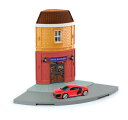 【送料無料】 完成品ダイキャストミニカー 1/64 ジオラマストリート No.10 お土産屋(街角)&アウディ R8 V10赤
