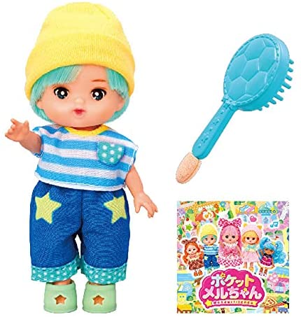 お支払い方法・送料・配送について予約販売商品についてポケットメルちゃん ドール ラムネくん手のひらサイズのポケットメルちゃんシリーズサッカーが大好きなラムネくん。元気いっぱい。●いつでも、どこでもいっしょいろんな場所につれていってね。●氷水で冷やすと髪の色が変わるの手で温めると元の色に戻るよ。●いつでもどこでも遊べるよお部屋でも、お外でも、お風呂でも遊べるよ。【セット内容】ラムネくん（パンツ、ぼうし、Tシャツ、ズボン）、くつ、ブラシ、ミニガイド対象年齢：3歳以上商品サイズ：約4×6×11cm■メーカー：パイロットコーポレーション(PILOT CORPORATION)
