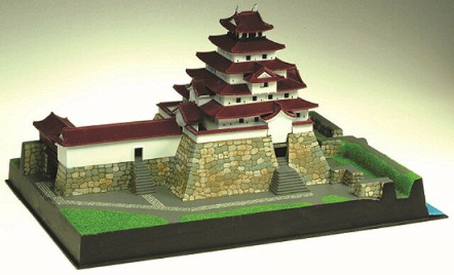【送料無料】　童友社 日本の名城 ジョイジョイコレクション 赤瓦鶴ヶ城 プラモデル