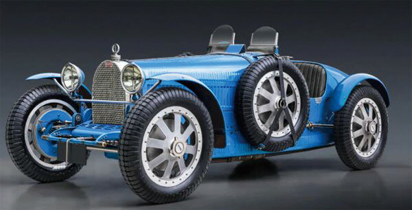 【送料無料】　イタレリ 1/12 ブガッティ タイプ35B ロードスター 日本語対訳補足説明書付属 プラモデル IT4713JP