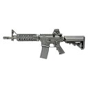 お支払い方法・送料・配送について予約販売商品についてKSC M4 CQB-R Ver.2 ガスガン ガスブローバックライフル 18歳以上用取り回し抜群のサイズ感「M4 CQB-R」がVer.2として復活。NCマシンによって精密加工されたフリーフロートRASは4面20mmレールを持ち、バレル非接触により高い集弾性を実現。グリップやライト等のアクセサリー類を自由に装着でき、拡張性も大幅にアップ。ユーザー好みのセットアップが可能。リアサイトもキャリングハンドル型から小型化し、トップレール上に光学機器とリアサイトの両方を同時運用できるLMT型を標準装備。ストックは、防水コンパートメントまで機能再現されたクレーンタイプを標準装備。バレルは10.3インチを採用。取り回しし易く、まさにCQBのような閉所での活躍が期待できるM4へアップグレード。中身も最新のシステム7TWOボルトを搭載し、ボルトリリースの手順もよりリアルになりました。■商品サイズ：全長780mm(ストック短縮時700mm)、重量3,300g■装弾数：40発■発射モード：セミ/フルオート■対象年齢：18歳以上■メーカー：ケイエスシー(KSC)