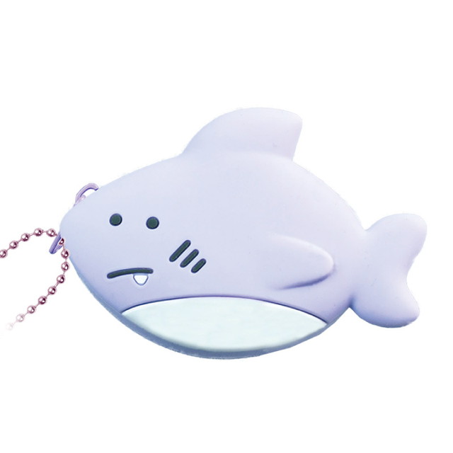 【定形外郵便送料無料】　つぶらな瞳のシリコンポーチ　さめ(3.0)