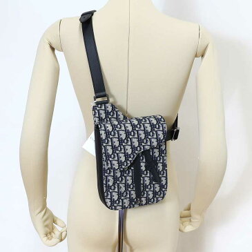 【先着順!最大3万円OFFクーポン!5/1~】クリスチャン・ディオール Christian Dior サドルポーチ 1ADPO171YKY ベージュ×ブラック メンズ ボディバッグ【中古】