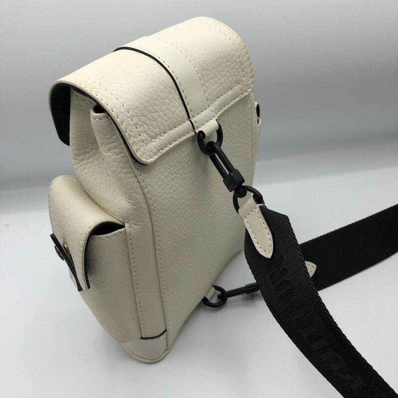 ルイ・ヴィトン LOUIS VUITTON クリストファーXS M58493 ホワイト メンズ ショルダーバッグ【中古】