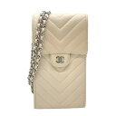 シャネル CHANEL Vステッチ フォンポーチ AP2164 31番台 オフホワイト シルバー金具 ラムスキン レディース ショルダーバッグ【中古】