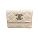 シャネル CHANEL マトラッセ カードケース AP3827 ホワイト シャイニーラム レディース カードケース【中古】