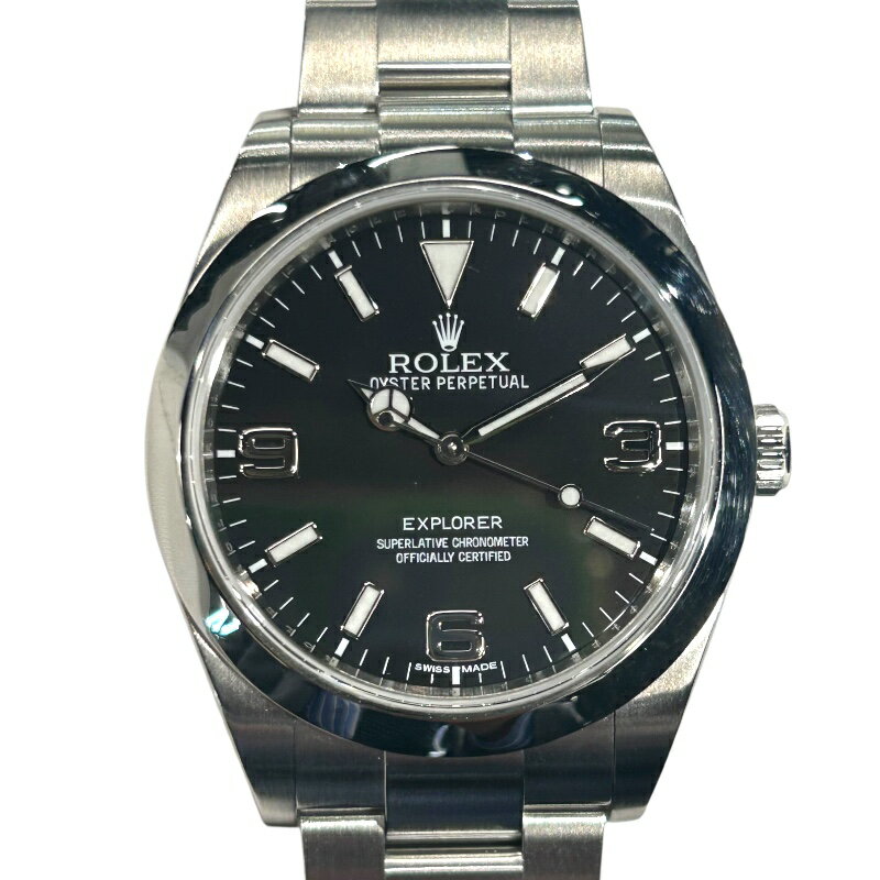 商品詳細 管理番号 2300044555145 ブランド ROLEX / ロレックス 型番 214270 商品名 エクスプローラー1 素材 ステンレススチール SS 文字盤カラー ブラック 対象 メンズ ムーブメント 自動巻き 風防素材 サファイヤクリスタルガラス 防水 日常生活 腕周り 約19.5cm ケース ケース形：ラウンドフェイス 付属品 保証書・保証書(2012/09)・当店内部保証書【付属品欄と画像に写っている物が付属品の全てとなります】 保証期間 販売日より【12ヵ月】の当店発行内部保証 コンディション ・全体的にわずかな小傷あり 取扱店舗 こちらの商品は「OKURA新宿駅東口店」のお取り扱いになります。（お問い合わせTEL：03-5362-7000） 営業時間：12時～21時 ■ご購入に関する注意事項■ ・お使いのモニターなどの環境によって商品の色味や質感等が実物と異なる場合がございます。 ・実店頭でも販売を行っているため、展示により写真や記載にない傷や汚れが生じる場合がございます。予めご了承くださいませ。 ・実店舗での販売も行っておりますので、弊社定休日および18時以降にご注文頂いた商品が店頭にてお品切れとなる場合がございます。 その場合、商品のご案内が出来ずご注文をキャンセルさせて頂く事がございます。 その際のご連絡は翌営業日以降となりますので、予めご了承願います。 ※実店舗は年中無休 ・他サイトでの販売も行っております為、お品切れとなる場合がございます。予めご了承願います。 ・実店舗にて在庫がある商品をご注文いただきました場合、通常よりお届けにお時間を要しますので予めご了承ください。 ・商品を持ち出ししている際はお届けまでに2週間前後要する場合がございますので予めご了承願います。 ・保証対象商品は商品金額、税込100,000円以上の時計のみとなっております。保証期間は12ヶ月です。 外装については保証はございません。 また、バッグ、小物、宝石類は保証対象外ですのでご注意ください。 保証期間内の修理は弊社職人による修理での対応となり、納期は【約1ヶ月～1ヶ月半】となりますので予めご了承願います。 またお客様のご都合によるご返品は一切お受け出来ませんので予めご了承願います。