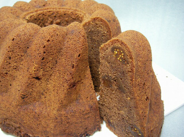 いちじくのショコラケーキ(クグロフ型)冷蔵便18cm