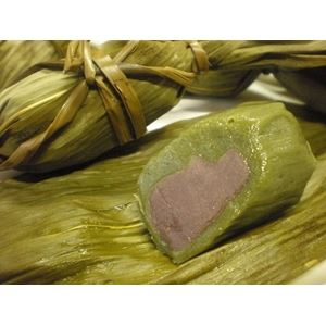 新潟名物伝統の味!笹団子 こしあん10個 + 黒ゴマあん10個 計20個セット【代引不可】