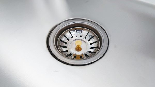 �����ѥ��ƥ�쥹ή����