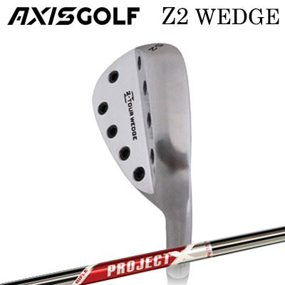 AXISGOLF Z2 WEDGEPROJECT X REDHEAD超ハイバンスウェッジだから、オートマチックな操作が可能バンス角を20度に設定した超ハイバンスウェッジです。バンス角を大きくしていますが、トレーディングエッジを落としているので、抜けの良さも持ち合わせています。刺さりにくく、グリーン周りでのミスを軽減。バンカーショットもやさしく打てます。Z1ウェッジに比べると、オートマチックな操作性とスピン性能を持ったウェッジといえます。もちろん、Z1ウェッジと同様に、バックフェースにはウエイトボルトを搭載しており、ボルトを入れ替えることで調整も可能。望み通りの重心設定で、球を操作しやすくなっています。使い手の感性を引き出すDNAはそのままに、ミスへの許容性を高めたモデルに仕上がっています。SPECIFICATION※製品には表示スペックと多少の誤差が生じる場合がありますのでご了承下さい。SHAFTProjectX レッド数多くのUSツアープロの勝利に貢献し、トッププレイヤーから絶大な信頼を得ているPROJECT Xの最新作 “RED”は、これまでのPROJECT Xのフィーリングを維持しながら、ティップ部分をわずかに柔らかく調整することで、PROJECT Xと比べて打ち出し角を高く、スピン量も増加するよう設計されています。また、PROJECT Xの同フレックスと比べて5g軽量化されており、振り抜きやすさと安定した操作性を実現しました。ステップレス構造で各番手ごとに最適なテーパー角を採用し、最大限のエネルギー伝達を実現するPROJECT X。そのPROJECT Xの中でREDは「PROJECT X 本来の硬さはそのままで、少しだけ球とスピン量を上げたい」といった、少しの変化を求めるプレーヤーに最適なシャフトです。COSMETICSPECIFICATION※数値スペックと実際の商品とは多少の誤差が生じる場合があります。GRIP【アクシスゴルフカスタム用グリップ】 CUSTOMアクシスゴルフ Z2 ウェッジプロジェクトエックス レッドカスタムオーダーについてご注文の流れヘッドのカスタム内容を選択してください。ロフトを選択してください。シャフトの種類、フレックスを選択してください。シャフトロゴの向きを選択してくださいクラブ長を選択してくださいバランスを選択してくださいグリップを選択してください(モデル・カラー・バックライン・口径)。グリップロゴの向きを選択してください。買い物カゴに入れ、通常のお買い物と同じようにお手続きください。※必ずshop@os-golf.comからのメールを受信できるようにしてください。※価格に標準グリップの代金は含まれていますが、別のグリップをご希望の場合は別途グリップ代金が必要となります。※カスタムモデルですので、代金先払いとさせていただきます。また、スペック決定後のキャンセルはできません。ご了承ください。※メーカー欠品の為、納期が大幅に遅れる場合はメールにてご連絡いたします。その際はご注文をキャンセルすることが可能です。※その他のシャフトをご希望のお客様は、電話(079-430-2568)またはメールにてお問い合わせください。ヘッドの有料カスタムをご希望のお客様は、ご注文完了後に当店にてカスタム金額を計算の上、金額を変更いたします。ご注文確定時の金額と実際の金額が異なりますので、ご理解、ご了承よろしくお願いします。ヘッドを1箇所でもカスタムされますと、メーカーにて特注仕様のヘッドを製作いたしますので納期は約1ヶ月頂戴いたします。すべて標準仕様のヘッドをご注文の場合、納期は10日～2週間程度となります。詳しくはショップまでお問い合わせください。カスタムクラブはお客様のご要望に合わせて工房で組み上げます。それぞれ異なる商品ですので、ご注文後のキャンセルはできません。また、代引き決済も対応しておりません。ご理解、ご協力よろしくお願いします。