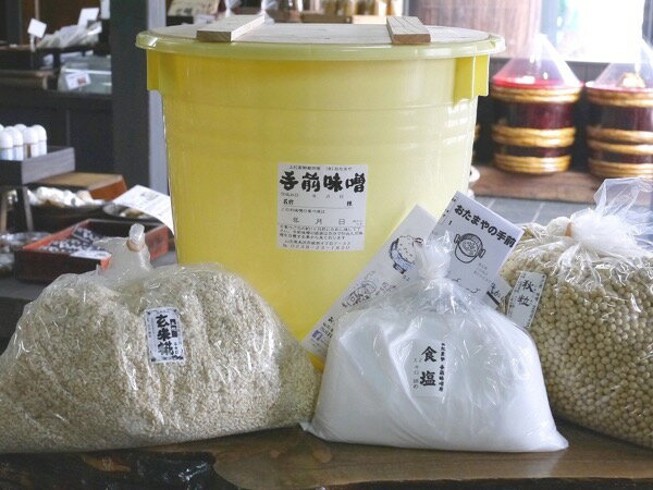 手作り味噌セット 玄米麹 40Lポリ樽付（出来上がり量 約28kg）のサムネイル