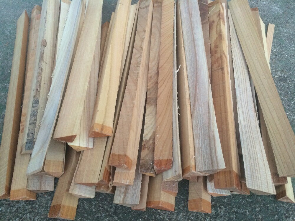 薪 焚物 焚き木 焚き火 ケヤキ細木 13kg以上 アウトドア キャンプ バーベキュー BBQ 薪ストーブなど