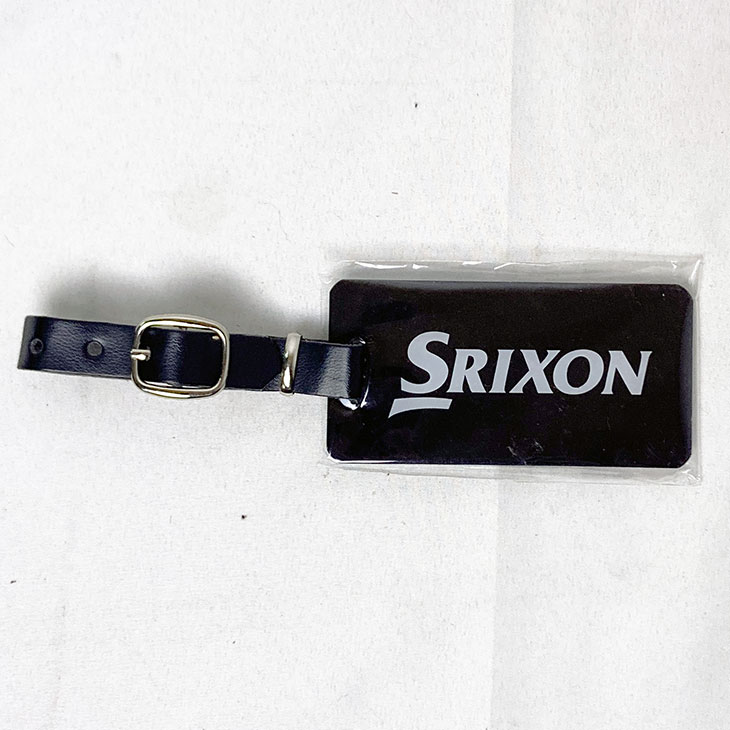 【商品データ】 商品名:スリクソン/SRIXON/ネームプレート/非売品【正規品/新品】 カラー：プレート本体ブラック/ロゴホワイト 【その他】 ※当店取り扱いの通常のキャディバッグ付属品のネームプレートになります。 模造品、偽造品ではございませんので、ご安心ください。 ※画像は外包のまま撮影しておりますので、小傷のように見えるものは本体のものではございません。 ※こちらの商品はネームプレート刻印のサービスは行っておりません。 刻印ご希望の方はこちら 【商品納品予定】 14時までのご注文で即日発送(休業日除く)。