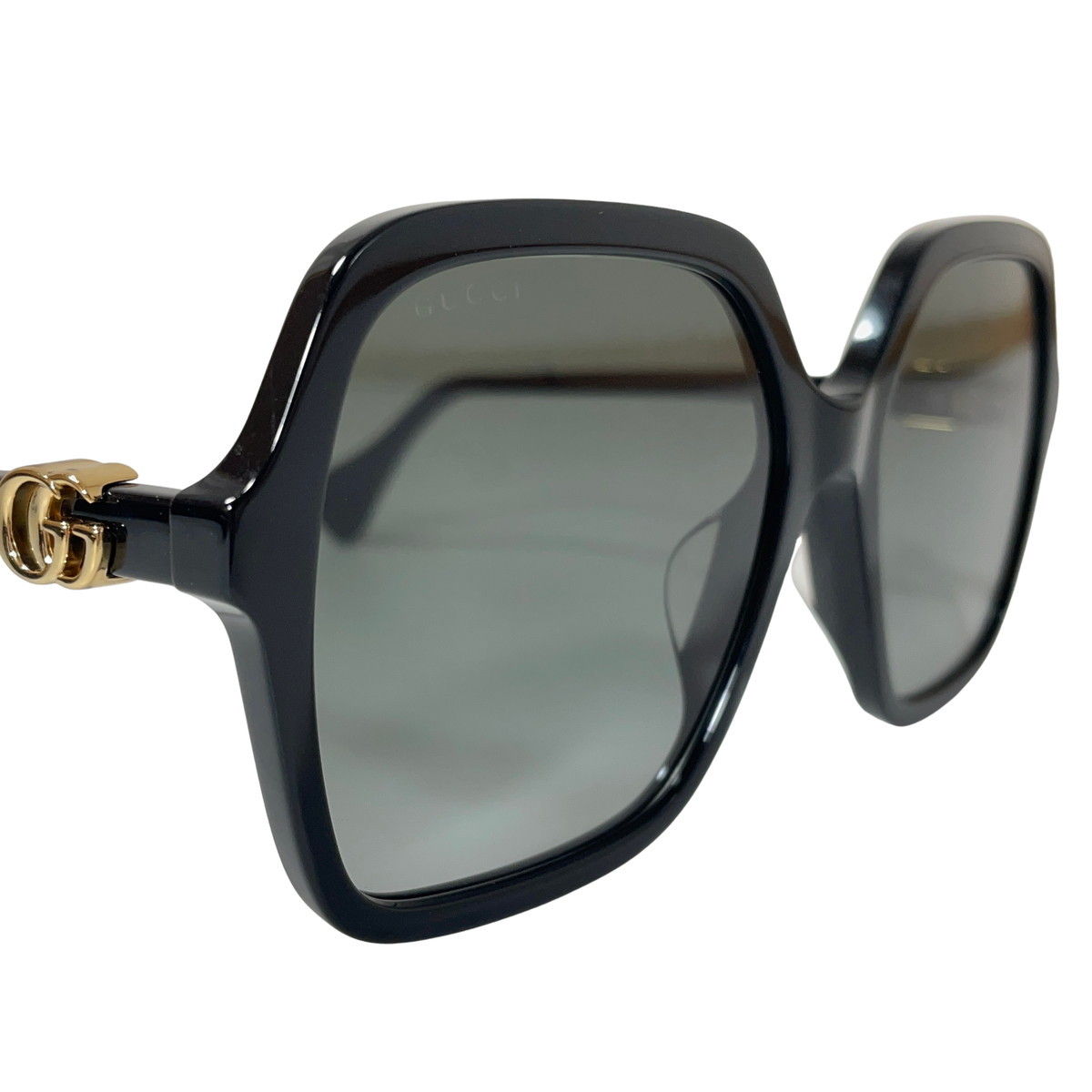 樂天商城 - GUCCI グッチ サングラス スクエア ビッグフレーム ブラック GG1072SA 黒 56□18-145 L 【中古】【A0】