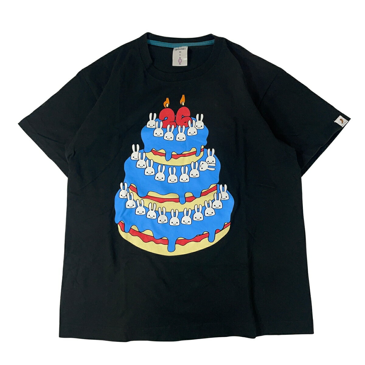 樂天商城 - CUNE キューン うさぎ Tシャツ ブラック ケーキ 26 ロウソク ビッグプリント バックロゴ 黒 L 【中古】【A2】
