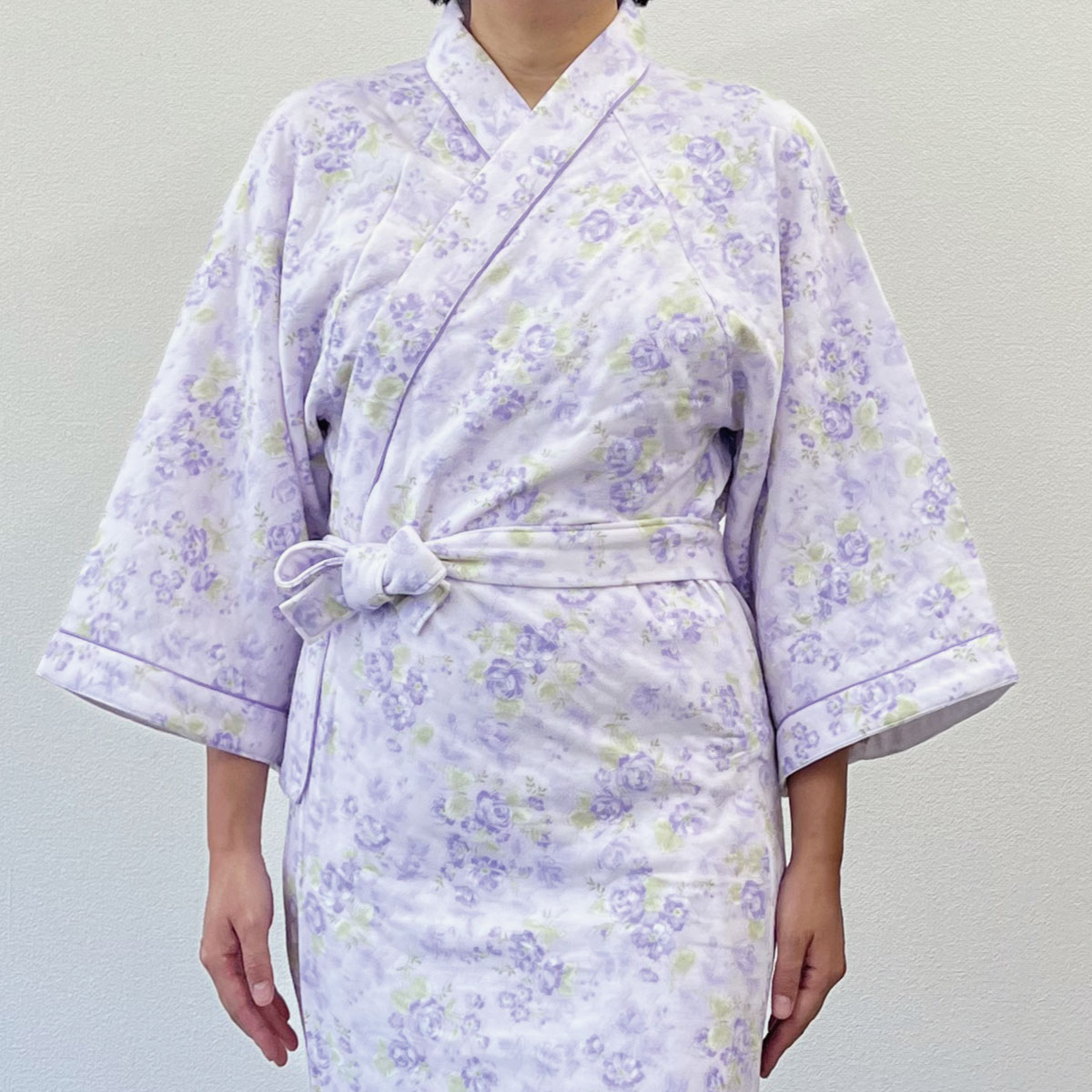 寝巻き浴衣女性日本製冬中綿キルトあたたかい綿100%MLねまき花蕾介護用寝間着パジャマ前開き腰紐あり介護用高齢者レディース婦人用