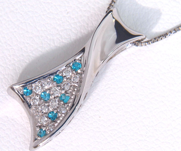Tourmaline - 【中古】★じゅえりぃ ばんく★ ブラジル産の鮮やかネオンカラー！ PT/K18WG パライバトルマリン ダイヤモンド ネックレス【鑑別付】 PARAIBA TOURMALINE 立体感有るリボンモチーフさり気なく品良くパライバを！！