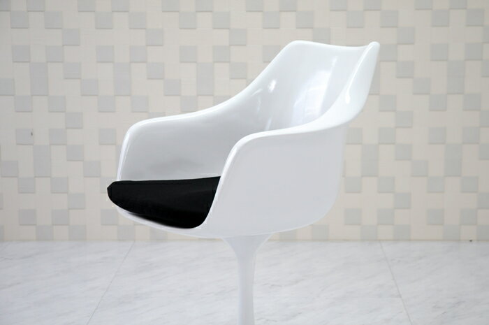 【楽天市場】チューリップアームチェア ホワイト×ブラック エーロ・サーリネン Tulip chair Eero Saarinen 椅子 イス