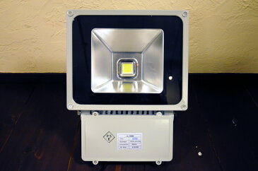 80W LED投光器 AC100V/7200lm 防水・軽量コンパクトで屋内・室内で使用可能！点灯時画像あり 新品/作業灯　非常用ライト 工業灯 看板灯　節電　電気代節約　次世代