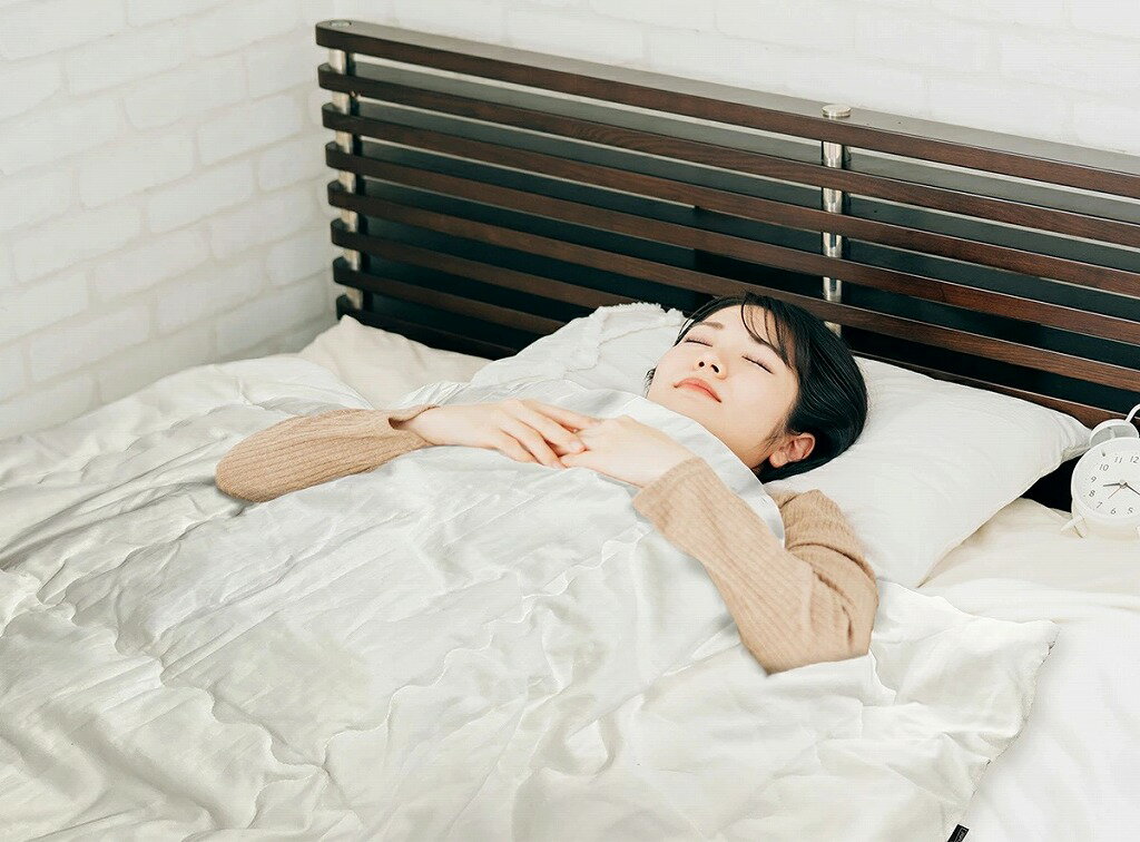 宇宙遊泳睡眠　肌布団シングルサイズ140×200cm奇跡のコイルBLACK EYEブラックアイの医学博士丸山修寛監修低周波電磁波対策　電磁波防止　カット　温度調節素材アウトラスト　アースシート　溶岩ガラスシート　丸山先生　セラミック