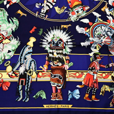 【極美品】 エルメス HERMES スカーフ カレ 90 シルク Kachinas カチナ 民族柄 ネイティブアメリカン インディアン ショール 大判 レディース メンズ ユニセックス 紺 白 ネイビー ホワイト マルチカラー 【中古】 p2021501