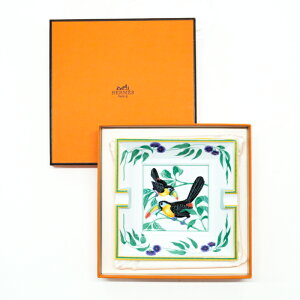 ᥹ HERMES ȥ åȥ쥤 ƫ  ƥꥢ  Ļ ۥ磻 / ꡼ / ֥å   mai01038