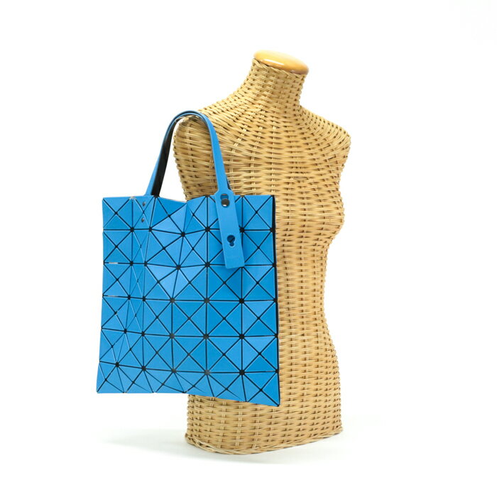 楽天市場】issey miyake baobao(カラーブルー)(バッグ・小物 楽天市場】issey miyake baobao(カラーブルー)(バッグ・小物