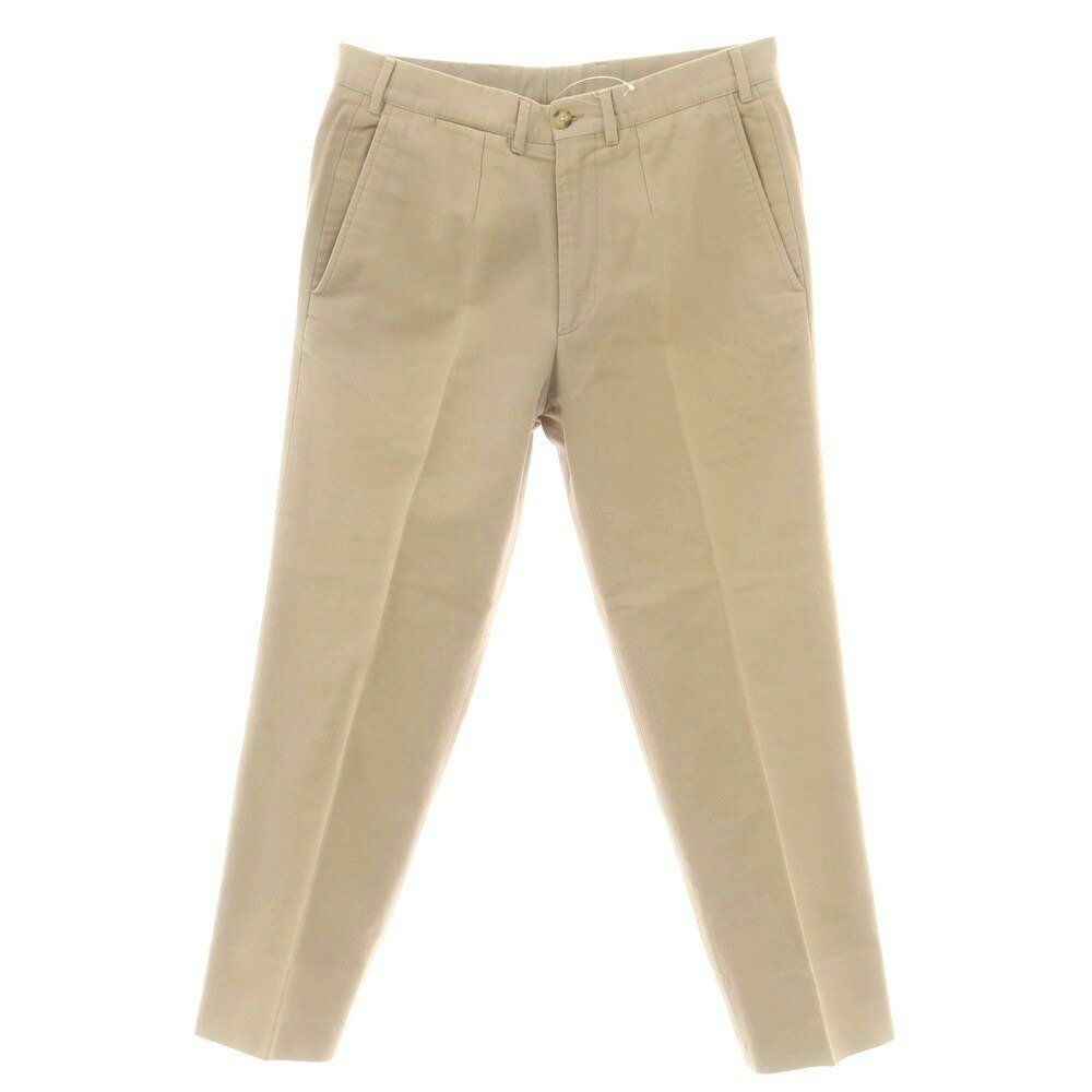 ■コンディション Cランク 【中古】クリース部分を中心に全体に擦れによる強い色褪せ、両裾先や内側に生地の擦れや汚れなど、着用感がございます。品質表示タグがございません。 ■サイズ サイズ表記48（商品に記載されている表記）ウエスト87cm（平置きにして両端を直線計測した2倍）ウエスト出し可能寸－cm（ウエスト出しが可能と思われる寸法）股上29cm（股下中央縫い目から前身最上部まで）股下67.5cm（股下中央縫い目から、裾まで縫い目に沿って計測）裾内側余り寸－cm（裾内側の余り生地寸）ワタリ幅33cm（股下0cm部分の腿幅を直線計測）裾幅21cm（裾の両端を直線計測） ■ブランド ピオンボ PIOMBO ■Information PIOMBO / ピオンボ / カジュアルスラックスパンツ / サイズ48 / メンズ / 　・着用シーズンAW　・コットン系　・ベージュ　・ジッパーフライ　・裾シングル仕上げ　・　・なし　・イタリア製 / コットン系 ■ Search 【サイズ48】【BEI】【A/W】【状態ランクC】【メンズ】 【748888】PIOMBO 【中古】ピオンボ コットン系カジュアルスラックスパンツ【サイズ48】ベージュ ITEM商品説明 仕様 / モデル ・秋冬向け　・コットン系　・PIOMBO　・イタリア製　・ジッパーフライ　・裾シングル仕上げ　・　・ワンダーツ　 色 ベージュ 素材 コットン系 付属品 なし このブランドの他の商品を見る このカテゴリの他の商品を見る DETAIL詳細画像 CONDITON状態詳細 状態ランク「C」クリース部分を中心に全体に擦れによる強い色褪せ、両裾先や内側に生地の擦れや汚れなど、着用感がございます。品質表示タグがございません。 SIZEサイズ詳細 サイズ表記48（商品に記載されている表記）ウエスト87cm（平置きにして両端を直線計測した2倍）ウエスト出し可能寸－cm（ウエスト出しが可能と思われる寸法）股上29cm（股下中央縫い目から前身最上部まで）股下67.5cm（股下中央縫い目から、裾まで縫い目に沿って計測）裾内側余り寸－cm（裾内側の余り生地寸）ワタリ33cm（股下0cm部分の腿幅を直線計測）裾幅21cm（裾の両端を直線計測） ※採寸方法における若干の誤差は、ご了承頂きますようお願い致します。 サイズガイドはコチラ BRANDブランド 1982年設立のマッシモ・ピオンボをデザイナーに擁するブランド「PIOMBOピオンボ」以前はクラシコイタリア協会にも所属し現在はゼニアグループの傘下となっています。サルトの技法を生かした、ウオッシュなどビンテージ加工を施した素材を多用した、個性的で知的な意表をつく独特な世界観が魅力です。