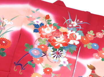 着物美人 送料無料 お宮参り 女の子 着物 お祝着 新生児 初着 のしめ 宮参り着物 赤ちゃん着物 掛け着 正絹 手挿し 【 ローズピンク 花車 】R500501
