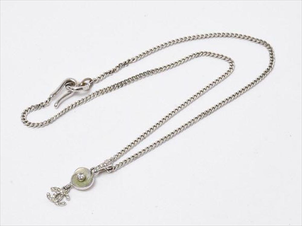 【最大3万円OFFクーポン配布中!〜5/16 1:59】CHANEL シャネル ネックレス ココマーク ラインストーン 44cm 装飾 シルバー系 中古 アクセサリー c-002