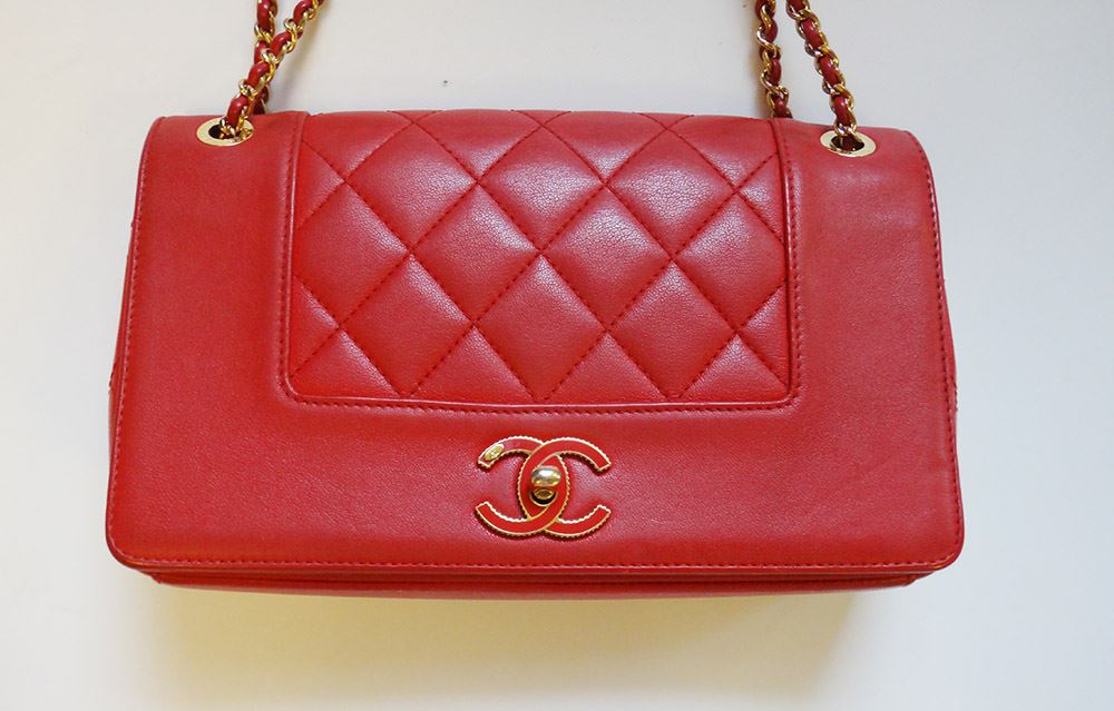 CHANEL Vl }gbZ V_[obO U[ fB[X ԁ~Vo[ 25  ΂ 1112 K  c17-4534