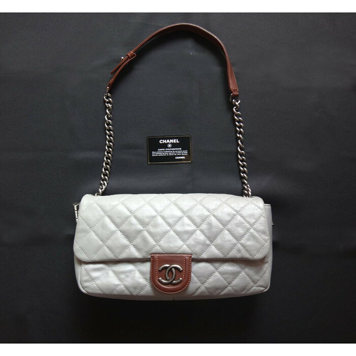 CHANEL シャネル マトラッセ チェーンショルダーバッグ 鞄 かばん グレー 美品 レディース 【中古】c1002306