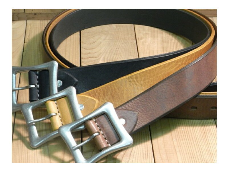 樂天商城 - 牛革ベルト　■40mm　♪イタリア製の革を使って日本で加工しています。イタリアの味わいに日本の技を兼ね備えた優等生な本革ベルトです。サイズ調整用の穴開けポンチをサービスでおつけします！【ネジフリーサイズ】【男女兼用/メンズ、レディース】