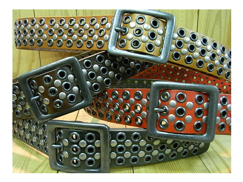 樂天商城 - 牛革ベルト　■45mm　♪帯全体をハトメとカシメでおおい尽くしたオシャレなレザーベルトです。ピン穴はどこでも使えるのでサイズ調整の必要はありません。【フリーサイズ】【男女兼用/メンズ、レディース】【本革ベルト】
