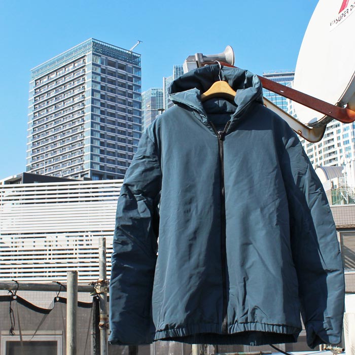 楽天REDWOODCàpe Concept ケープコンセプト BOMBER UOMO ボンバーウオモ　HiSPEC PADDED JACKET 高機能 中綿 ハイスペック パデットジャケット　ECONYL© エコニール リサイクルナイロン SDGs 持続可能な開発目標　MEN'S メンズ 男性用 WINTER 冬物 防寒　NOT BLUE 3（L） 送料無料！