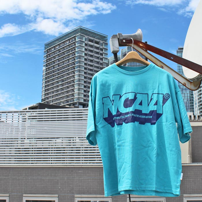 NCAA エヌシーエーエー KM0198 Front logo Print Tee フロント ロゴ プリント Tシャツ CREW NECK クルーネック 丸首 ...