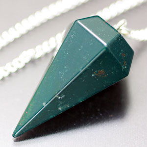 【一点物】【天然石】ブラッドストーン・ペンデュラム・ダウジング【パワーストーン】