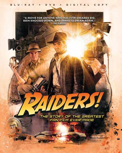 【こちらの商品はお取り寄せの商品になります。入荷の目安：1〜3週間】 ※万が一、メーカーに在庫が無い場合はキャンセルとさせて頂く場合がございます。その際はご了承くださいませ。 Raiders! The Story of the Greatest Fan Film Ever Made [Blu-ray/DVD] [ US / Drafthouse Films / Blu-ray＋DVD ] 新品！ [Blu-ray] の方は国内ブルーレイデッキで日本盤ブルーレイと同じようにご覧頂けます。 [DVD]の方はリージョンコード(DVD地域規格)が【1】になります。リージョンコードフリーのDVDデッキなど対応機種でご覧下さい。 ※アメリカ盤につき日本語字幕はございません。 完成までに30年...映画史上最高のファンフィルムを作った少年たちのドキュメンタリー『Raiders! The Story of the Greatest Fan Film Ever Made』の北米版ブルーレイ！！DVDもセットになっています！！ 1982年にスティーヴン・スピルバーグ監督の映画「インディ・ジョーンズ レイダース 失われたアーク(聖櫃)」に衝撃を受けた11歳の少年3人が、彼らなりに映画を再現し続けること7年。その後、1つのシーンだけを残してすべてを撮り終わったまま、気づけば2016年に……。 しかし、当時の3人が再び集結し、やっと完成させるまでの様子を収めたドキュメンタリー作品！！ 【仕様】 ■音声：英語 ■ディスク枚数：2枚 ■収録時間：本編95分　
