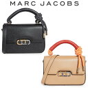 ■商品名 マークジェイコブス ザ J リンクMarc Jacobs THE J LINK ■カラー 全2カラー(Black/White, Dirty Chai) ■素材 Textured leather ■商品詳細 (約)高さ18cm x マチ8cm x 幅24cm,ストラップドロップ:52cm, ハンドルドロップ:7cm・調節可能なショルダーストラップ・マグネット開閉式のフォールドオーバーフラップ・ジップ式内ポケット ■ 商品説明 程よいエッジの効いたクラシックな構造のショルダーバッグ。バンジーコードの結び目のディテールと洗練されたレザーとシェイプのコントラストが特徴的な「The J Link」は、マークジェイコブスのシグネチャーであるダブルJを、インターロッキングされたミックスメタルで再構築しています。 天才！奇才！マーク ジェイコブスとは？ 「ルイ・ヴィトン」のアーティスティック・デザイナーも勤め、数多くの賞を受賞してきたデザイナー、マーク・ジェイコブスの名を冠したブランド「MARC JACOBS（マーク ジェイコブス）」は1986年アメリカで設立しました。音楽や芸術、様々な物からインスピレーションを受けたデザインは、鮮やかな色使いとキャッチ?な印象を持ちつつ、気品を失わないデザインが人気です。偽物・コピー商品にご注意 世界の人気ブランドは偽物・コピー商品の生産も盛んです。激安価格や偽公式サイトにはご注意ください。 当店の商品は『 100% 正規品保障！ 』です。安心してお買い物をお楽しみください。 Marc Jacobs マークジェイコブス ⇒　ブランドページはこちらから