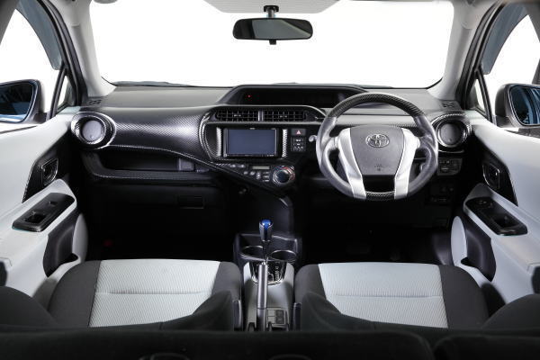 TOYOTA トヨタ AQUA・アクア NHP10 インテリアパネルセット