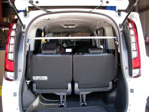 カワイ製作所 リヤピラーバー typeストレート TY1400-PIC-00 ノア／ヴォクシー ZWR/ZRR80/85 KAWAI WORKS