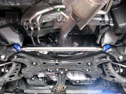 カワイ製作所 フロントモノコックバー TY1400-MOF-00 ノア／ヴォクシー ZWR/ZRR80/85 KAWAI WORKS