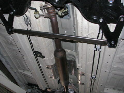 カワイ製作所 センターモノコックバー SZ0690-MOM-00SUZUKI スイフトスポーツ ZC32KAWAI WORKS