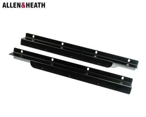 Qu-5/5D用ラックマウントキット Qu-5/Qu-5Dを標準19インチラックに取り付けるためのものです。　