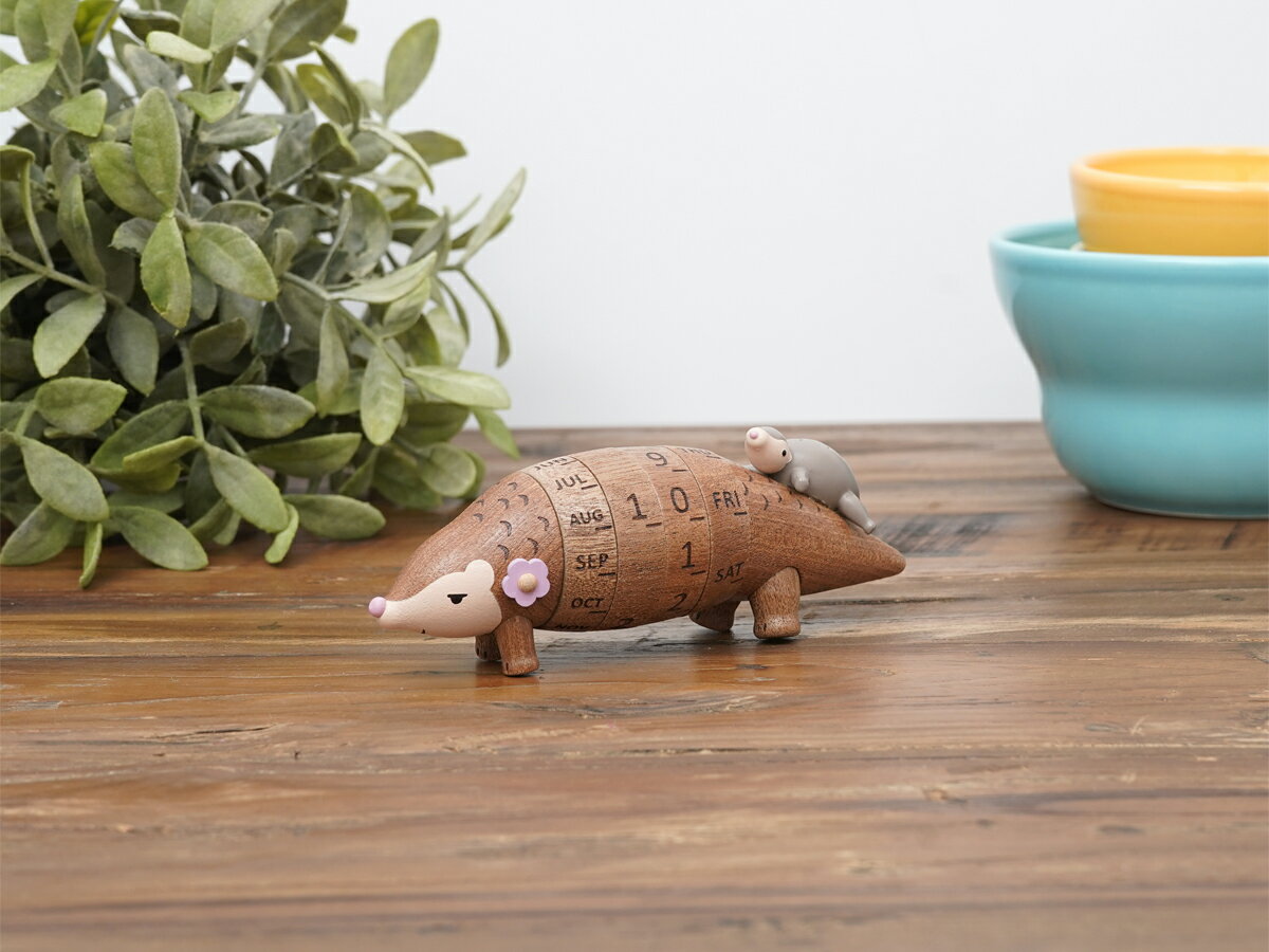 【Wooderful life】Wooden Calendar Pangolin（センザンコウ 万年カレンダー） カレンダー 海外 インテリア オブジェ 可愛い かわいい 動物 雑貨 ギフト スケジュール 北欧 木製 置物 Jean Cultural & Creative 台湾