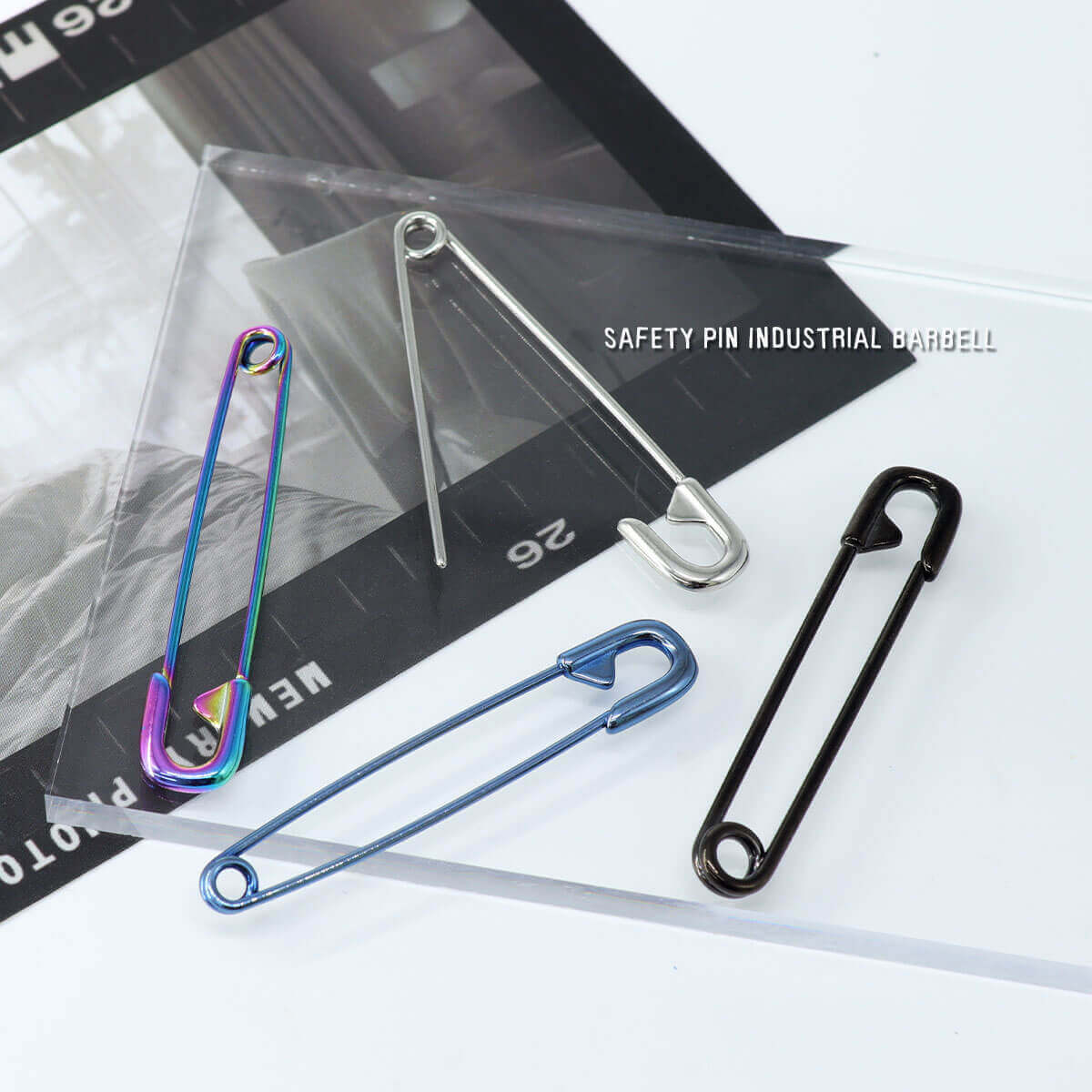 インダストリアル ピアス ボディピアス 16G 14G 安全ピンモチーフ バーベル(1個売り)◆オマケ革命◆