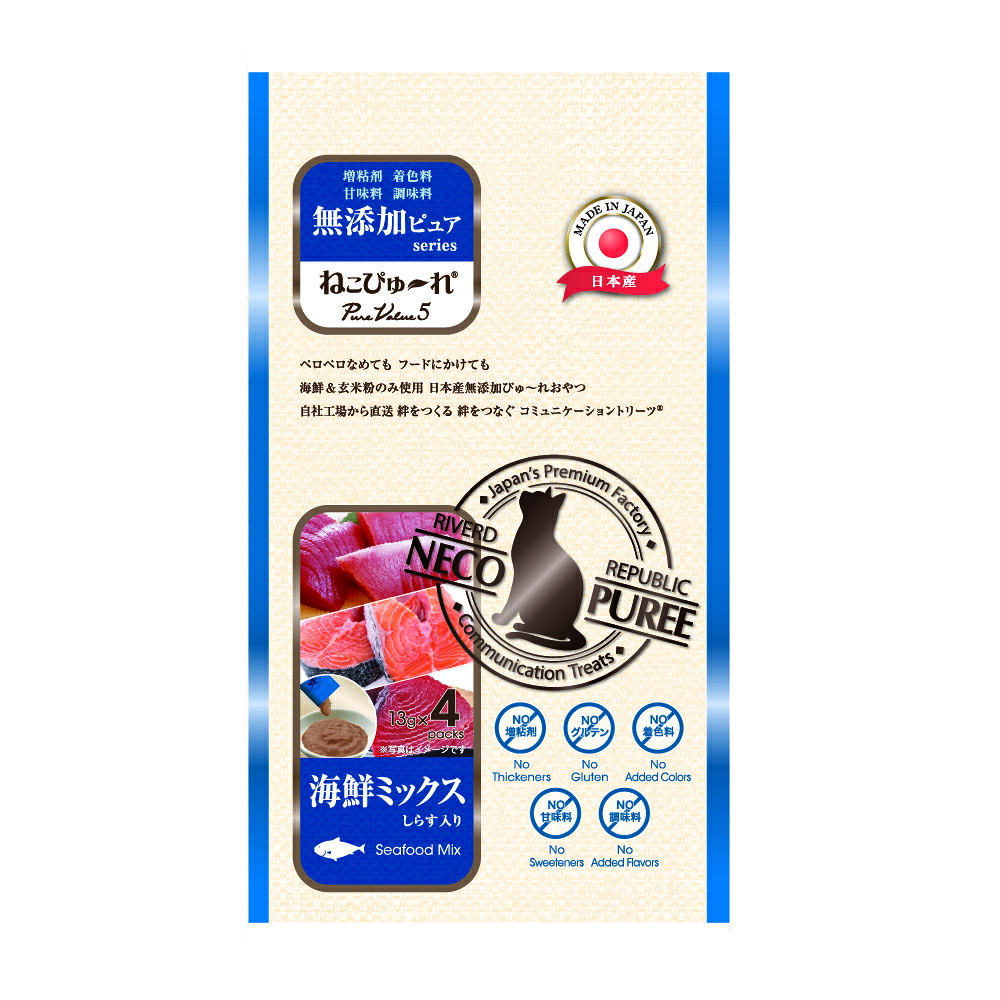 ・ペロペロなめても。フードにかけても。 ・鶏ささみ＆玄米粉のみ使用した、日本産無添加ぴゅ～れおやつです。 ・グルテンフリー、増粘剤・甘味料・調味料・着色料不使用 原材料 魚介類(まぐろ、かつお、サーモン、しらす)、玄米粉(鳥取県産米100％) 保証成分 たんぱく質7.0％以上、脂質1.5％以上、粗繊維0.5％以下、灰分1.5％以下、水分84.0％以下 エネルギー 約10kcal/本 ・直射日光・高温多湿をさけて保存してください ・開封後は早めにお与えください ・開封前に揉んでいただくことで、よりなめらかな状態になります。 ・消化不良など愛猫の体調が変わったときは獣医師にご相談ください。 ・製品の色・粘度に若干の差が出る場合があります。 ・時間の経過と共に色調の変化や色むら、内容成分が分離する場合がありますが、品質に問題はありません。